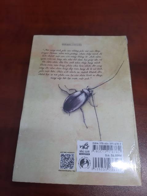 Sách có seal bọc cẩn thận