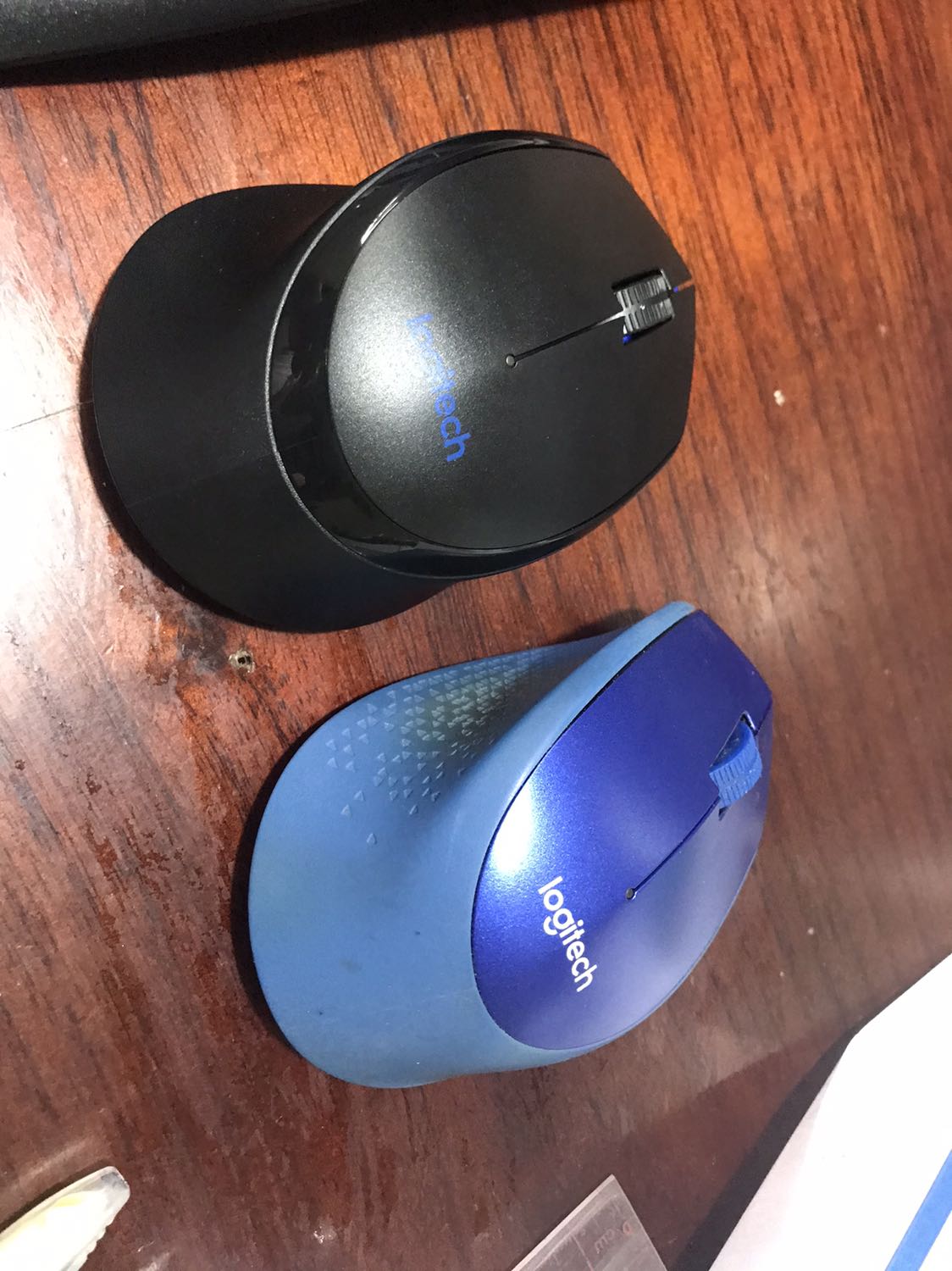 OK. Ưng í. Giống i con chuột M331 của mình. Kkk. Sướng!