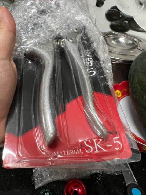 Đóng gói rất ẩu, nhận được chẳng lẽ trả lại, chương rời mỗi thứ 1 cái chẳng đâu vào đâu! Tiki xem lại nhà bán này, mua mấy sản phẩm đều không ưng, hàng kiểu như đã dùng hư rồi đem bán