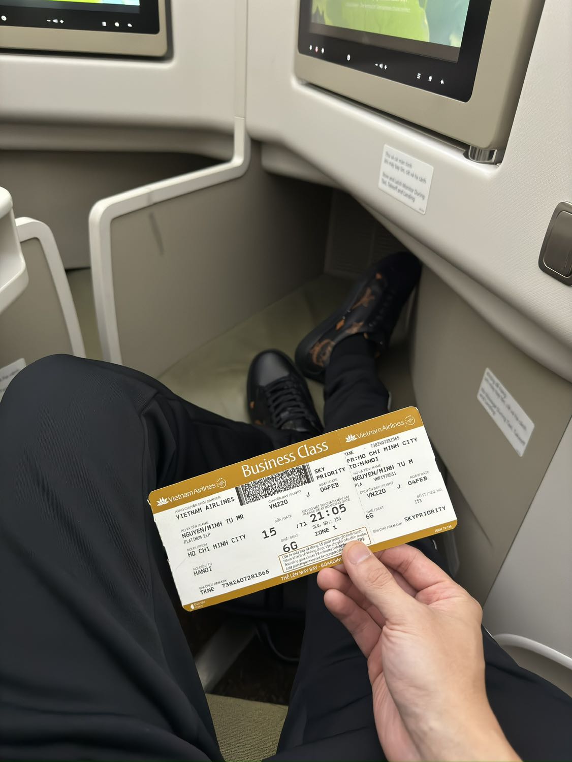 Dear user, 

Please find the Daily Stock Report of HCM as the attachment.

Regards