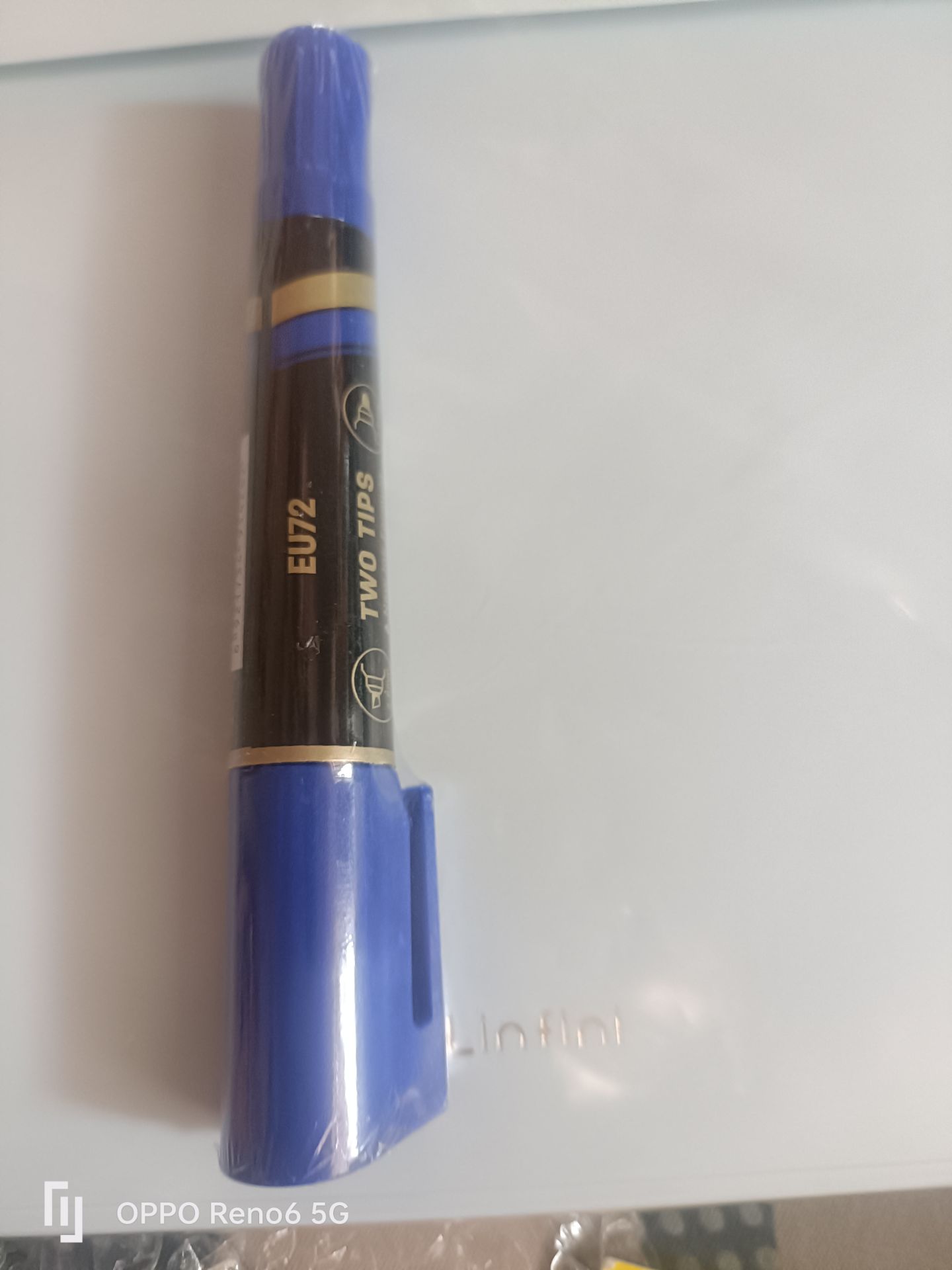 Bút đẹp và mực ra một cách đều đặn, rõ nét.