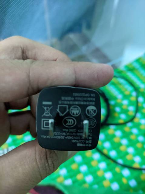 Sạc tốt nha đây lần thứ 3 mình mua rồi. Nhỏ ngắn xinh xắn, cũng là nhược điểm khi sạc khá nóng. Lần nào mua sạc 20w mình cũng tìm đến baseus, chất lượng, uy tín, hàng đẹp.