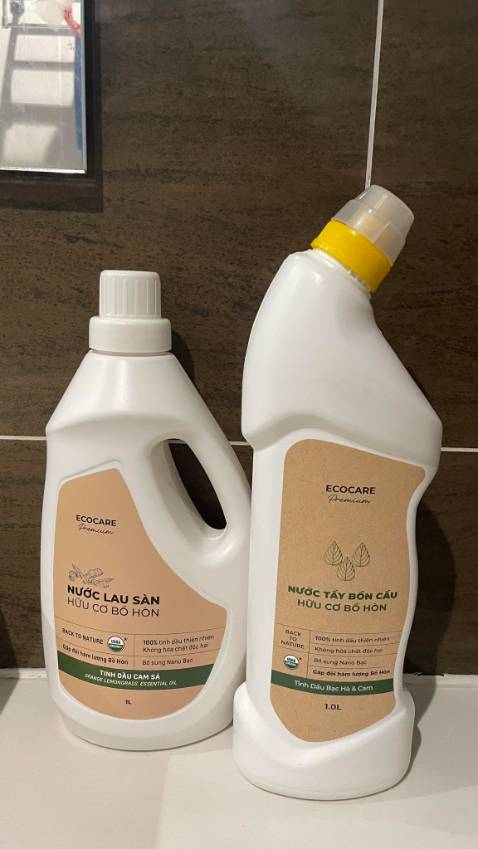 Nước lau sàn làm sạch bóng nền nhà mùi hương rất dễ chịu an toàn cho da shop rau nhanh gói hàng kỹ