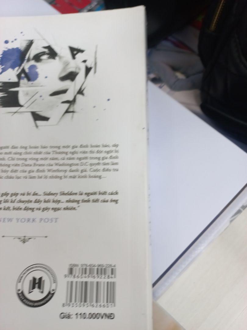 Sách giao bìa vàng. thất vọng