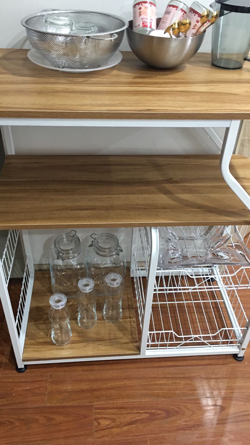 Thanh, tấm lưới hơi lỏng lẻo, bập bềnh, nhìn chung ổn