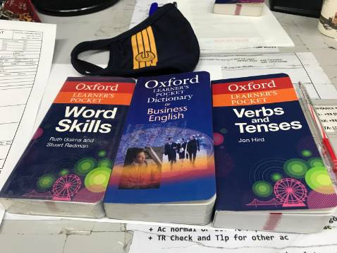 Two books out of 3 (Business English and Verbs and Tenses) were quite old, a bit dirty and without plastic wraps like the other one (Word Skills - brand new)
Please see the attached picture for more details.
Direct contact for your response. (+849***)
Thanks
