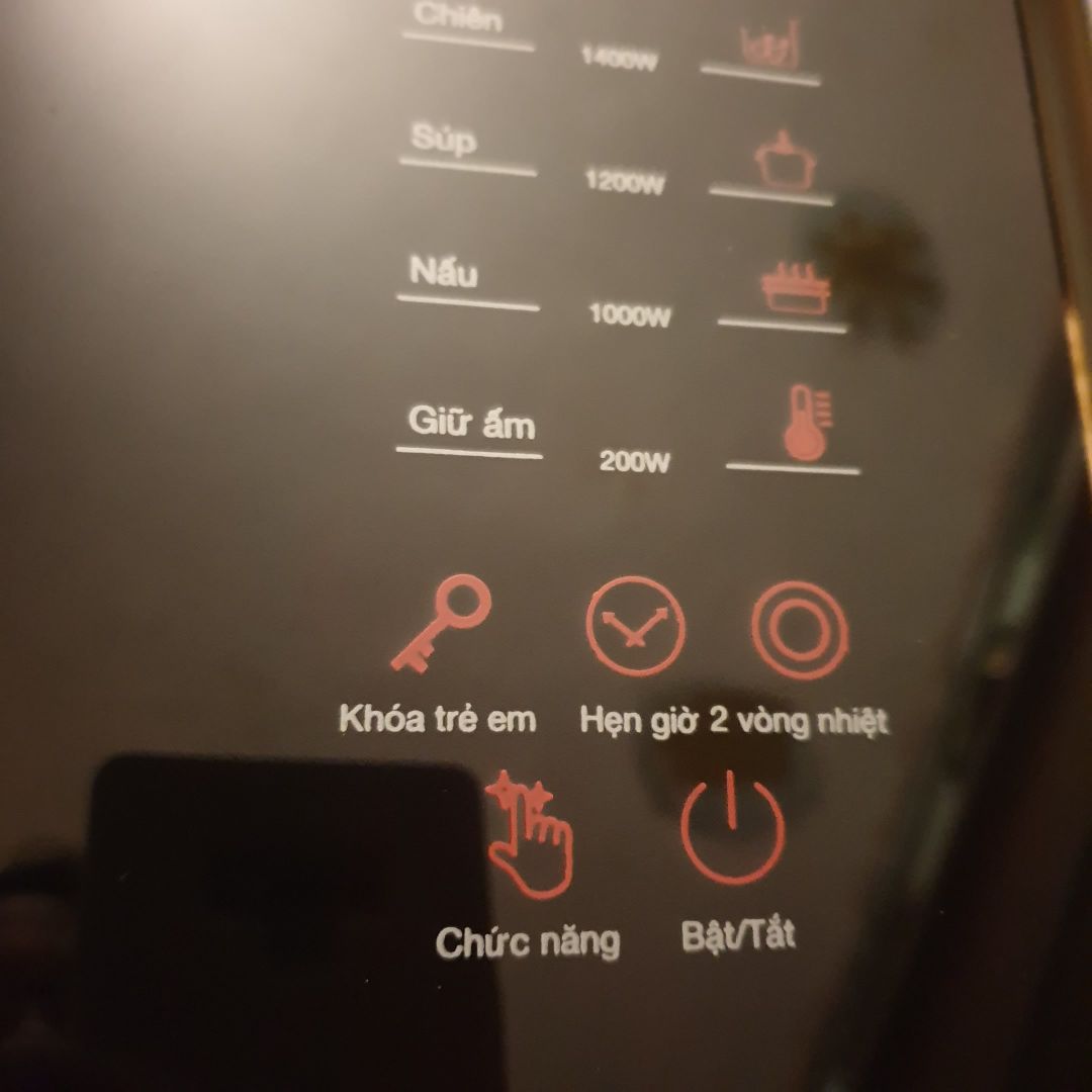 Bếp có 2 vòng nhiệt, ngoại hình đẹp, chắc chắn, giá tốt. Bao bì đẹp, đóng gói ok. Thanks shop. Bếp có 2 vòng nhiệt, ngoại hình đẹp, chắc chắn, giá tốt. Bao bì đẹp, đóng gói ok. Thanks shop.