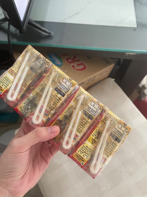 Cực tệ giao sản phẩm dùng cho con nít mà như thế này giết ngừoi ah yêu cầu xử lý gấp