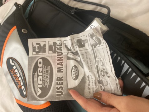 Không có thước đo kèm theo như giới thiệu. Giấy hướng dẫn sử dụng in kém, nhầu như đồ fake!