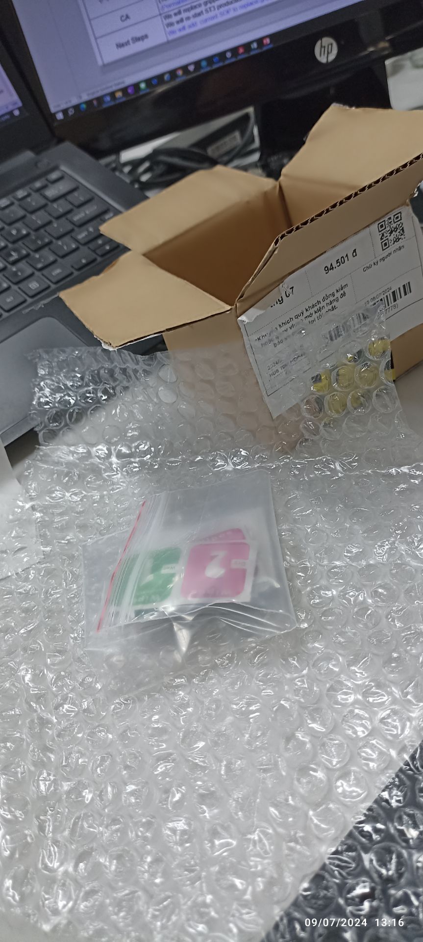 Mới nhận hàng khi nào dùng sẽ update nhưng shop đóng gói cẩn thận