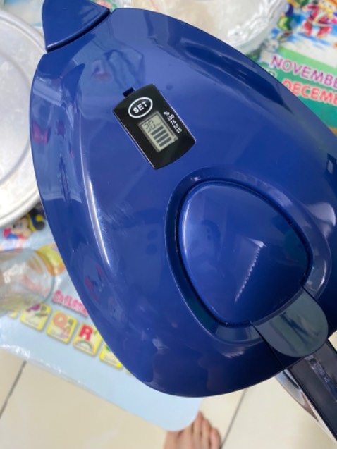 Mới mua về mở ra dùng thử . Nhìn bề ngoài có vẻ xịn. Nước uống ngon lắm. Lúc lắp lõi lọc phải ấn xuống một cái để nước không bị rò Mới mua về mở ra dùng thử . Nhìn bề ngoài có vẻ xịn. Nước uống ngon lắm. Lúc lắp lõi lọc phải ấn xuống một cái để nước không bị rò