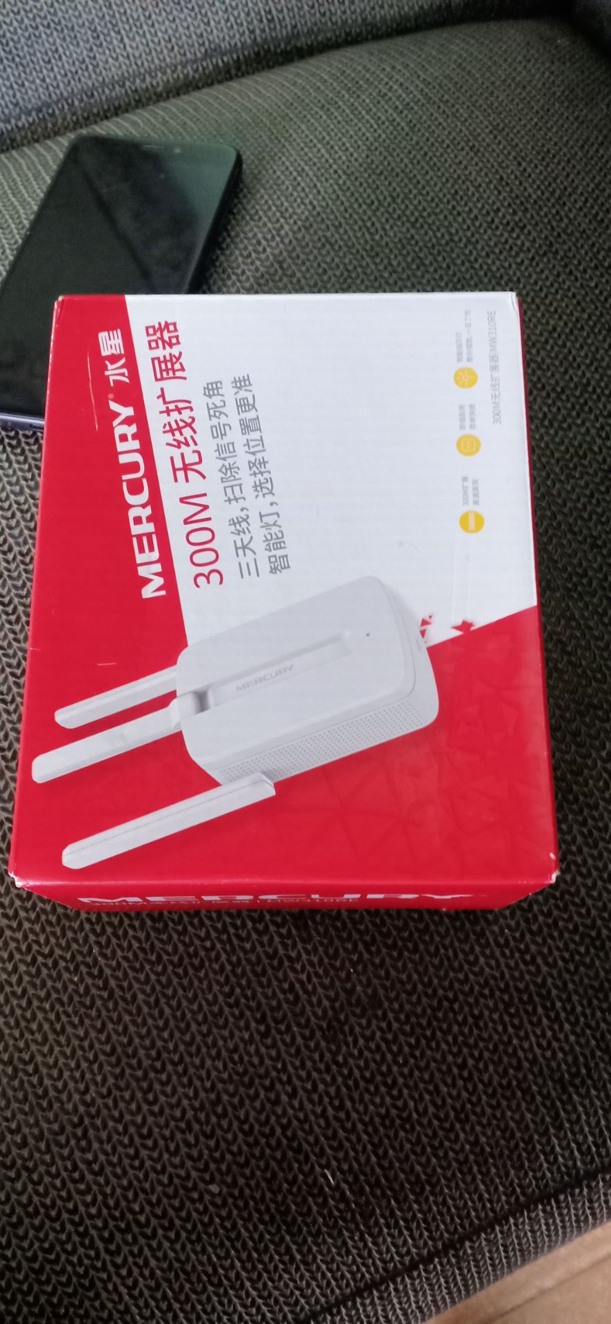 Sản phẩm giống mô tả, gửi hàng nhanh, đóng gói cẩn thận, kết nối dễ, thu và phát sóng mạnh. Mình muốn đổi MK cục phát cho khác wf gốc lại không được. Xin hỏi nó có chức năng đổi MK để khác với MK của wf gốc không?