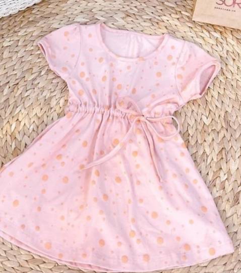 Chiếc đầm của mình nhận đc có chấm bi vàng,  cám on shop và tiki nhé