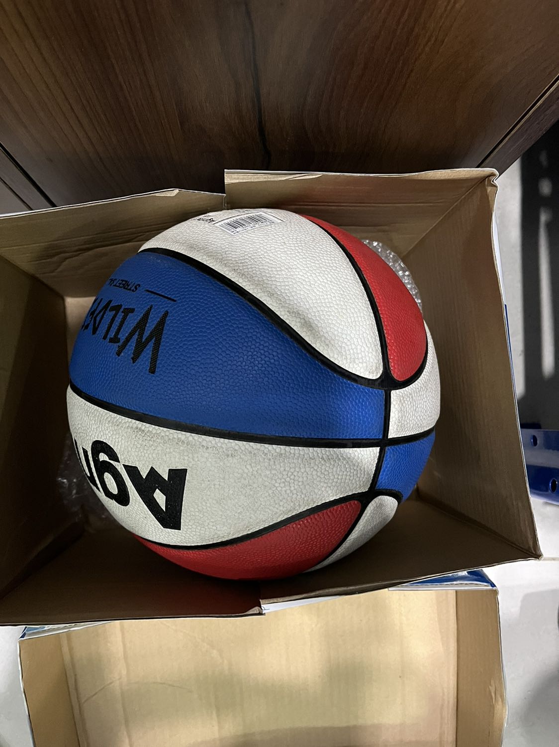 Bóng đẹp, chơi tốt