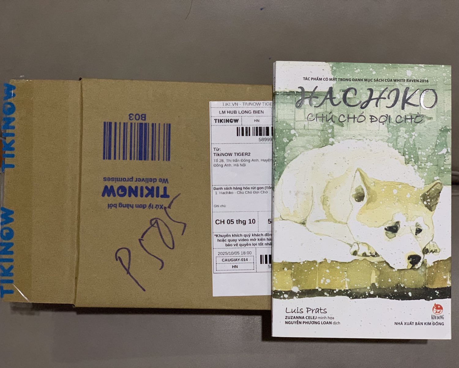 In ấn đẹp, nội dung hay, cảm động với tình cảm của Hachiko với chủ. Sách hợp với nhiều độ tuổi.