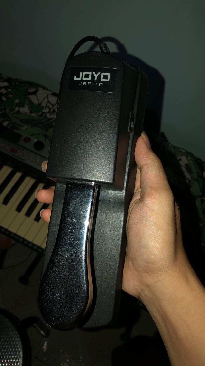 Sản phẩm xài rất ok, giống trong hình (kết nối tốt với keyboard k bị lỗi gì hết)
Giao hàng nhanh ( mới đặt hôm kia hôm sau giao đến)