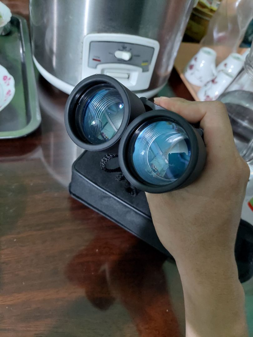 ống nhòm xịn, hình ảnh rõ ràng, chắc chắn, tốt