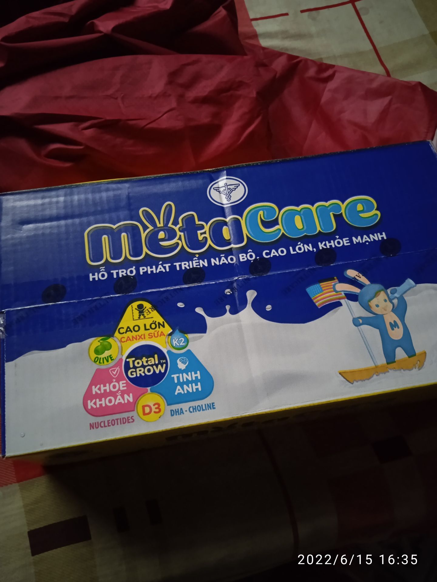 mình nhan dc sữa roi. sữa dong goi can than. date xa. cam on shop. lan sau mua nua nhe