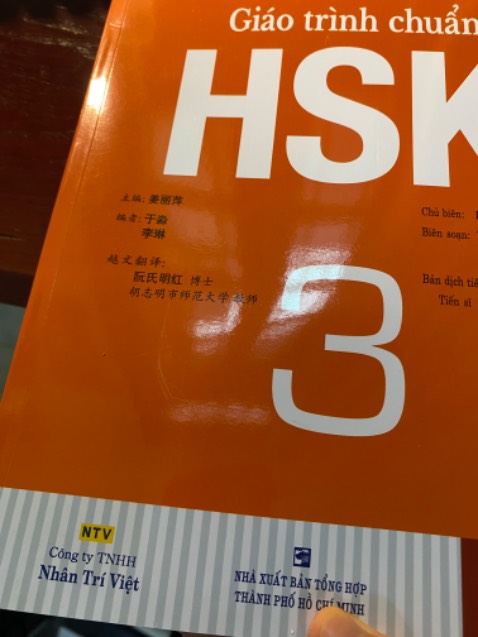 Giao hàng nhanh, có bọc chống sốc nhưng có khá nhiều vết