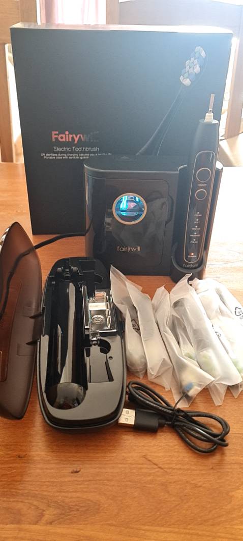 Sản phẩm mẫu mã đẹp, nhiều chức năng, giao hàng nhanh.
Chất lượng phải đợi thời gian sử dụng mới đánh giá được thêm, nhưng nhìn chung thử thì thấy hoạt động êm ái