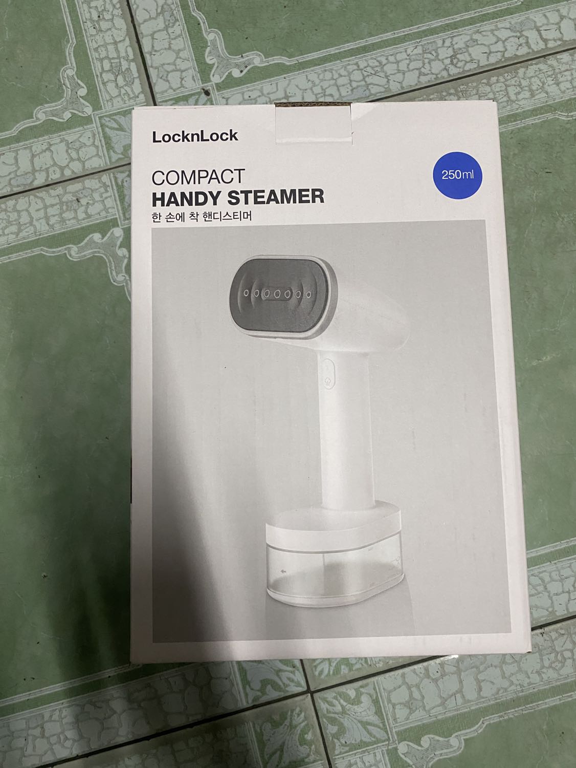 Bàn ủi hơi nước rất ok , mình tặng shop 5 sao