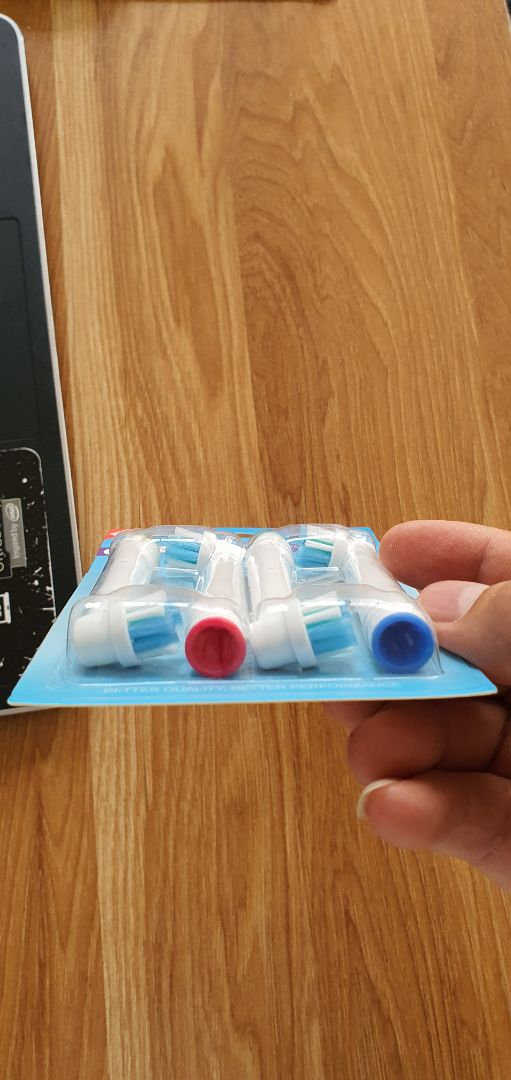 Lắp cho máy Oral quá ok, chạy tốt, răng sạch mà ko đau. Hàng chất giá ok đóng gói ổn, cho 5 sao vì chất lượng