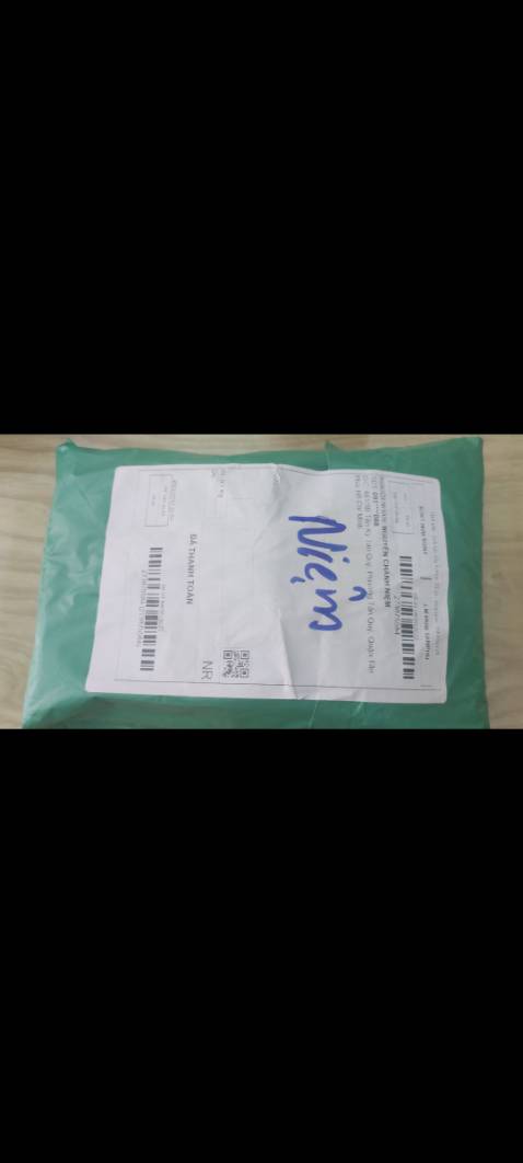 Tệ hại. Đặt size L giao M. Lần đầu giao hàng sai, đổi lại vẫn sai. 1 sao là xứng đáng cho cả cửa hàng, sản phẩm và cả Tiki vì ko kiểm tra mà gửi cho KH. Làm ăn thế nào mà còn thua bà bán rong.