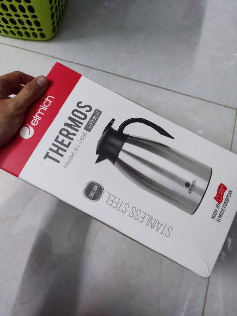 nấp xoay nên đôi khi giữ nhiệt không quá 16h