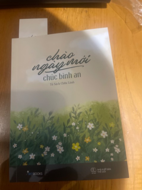 Sách hay, giao hàng nhanh chóng, đóng gói chắc chắn, đáng mua