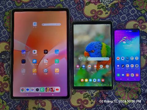 Máy hơi chậm một xíu trong một số tác vụ. Được cái gọn nhẹ. To hơn điện thoại nhưng nhỏ và nhẹ nhàng hơn tablet lớn. Màn 8.7 inch độ phân giải 800x1340 cho ra hình ảnh ở mức độ trung bình. Nhưng có thể cho 5 sao vì chỉ số (benefit/cost) ở mức cao nhất trong phân khúc giá. Máy hơi chậm một xíu trong một số tác vụ. Được cái gọn nhẹ. To hơn điện thoại nhưng nhỏ và nhẹ nhàng hơn tablet lớn. Màn 8.7 inch độ phân giải 800x1340 cho ra hình ảnh ở mức độ trung bình. Nhưng có thể cho 5 sao vì chỉ số (benefit/cost) ở mức cao nhất trong phân khúc giá.