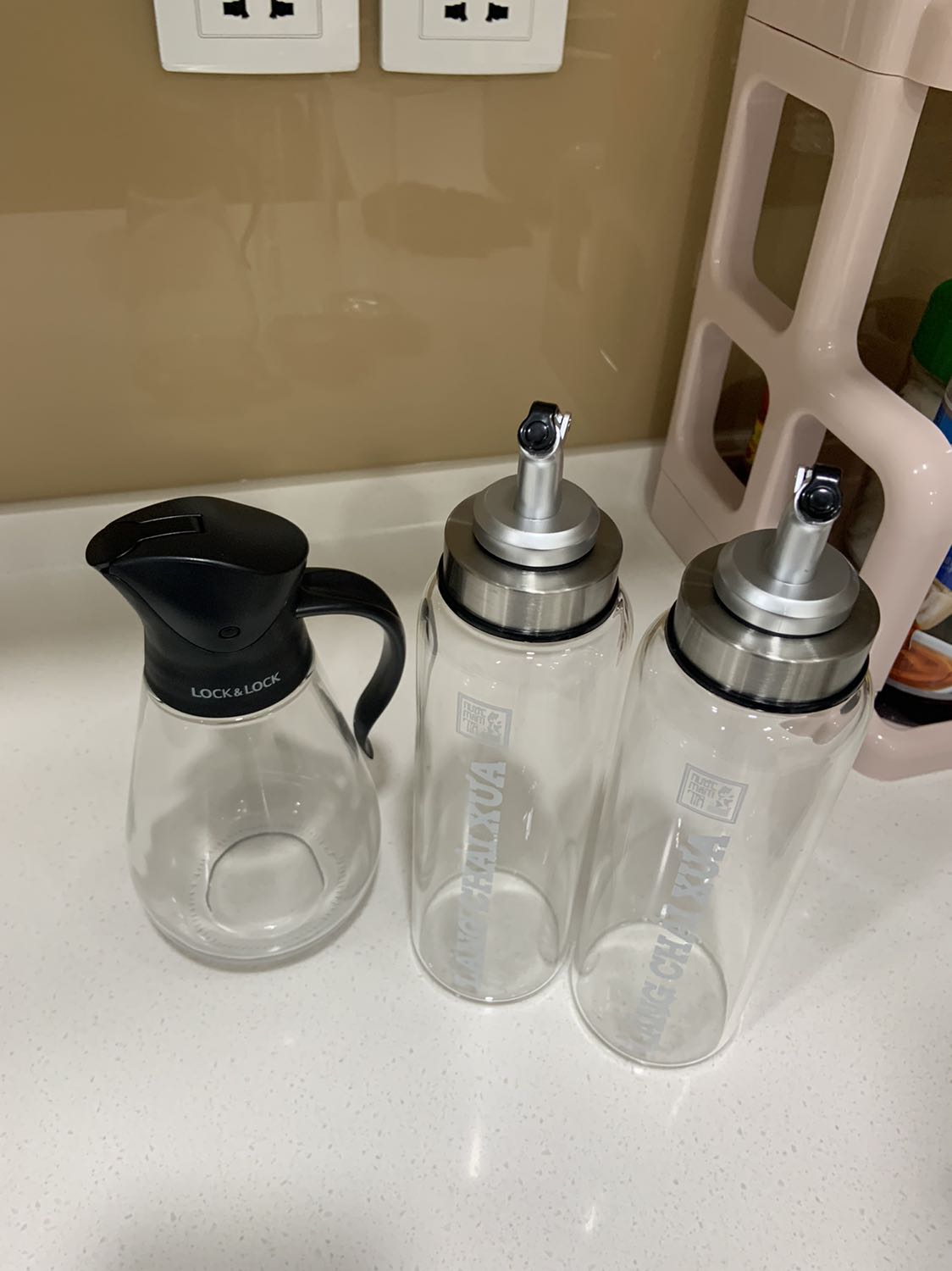 Sản phẩm thực tế đúng như hình đăng. Chất lượng hoàn thiện tốt, phù hợp cho đựng các loại tương, mắm