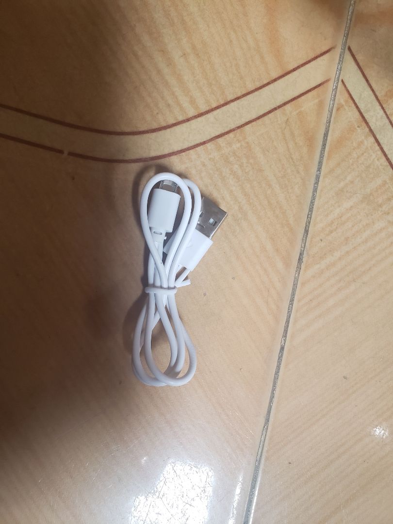 máy xay mạnh, lưỡi sắc bén, xay tỏi vs rau củ đồ ăn dặm cho bé thì vô tư. thịt thì nên cắt bé. nố chung là hàng đẹp