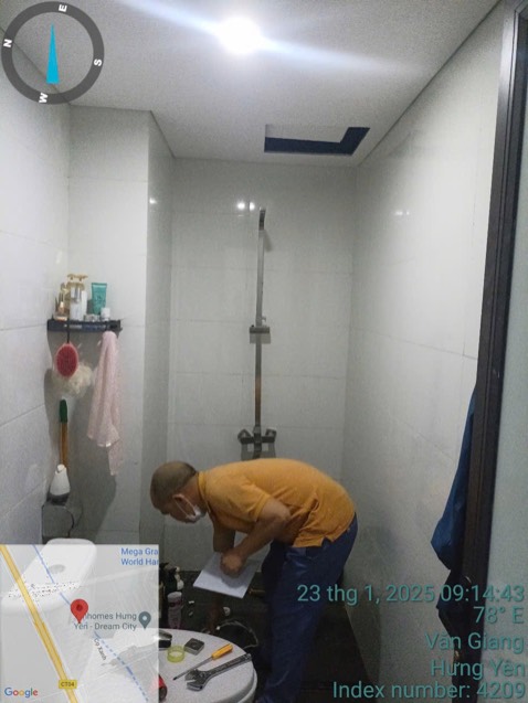 Hàng đểu ko sử dụng được, phí cả công lắp.