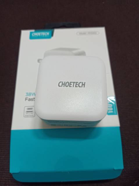 Củ sạc nhỏ gọn, nhìn khá đẹp, sạc nhanh rất ưng ý....