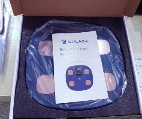 đúng là đồ công nghệ, cân cho ra nhiều thông số mà mình chưa biết, quá xịn :)) ở ngoài  còn đẹp nữa....