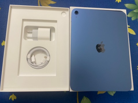 Ipad của Shop rất đẹp tốt tuyệt vời💖, ipad của Shop là hàng nguyên seal chính hãng tuyệt vời💖, Shop đóng gói rất kỹ đẹp💖, Shop giao hàng rất nhanh💖, cảm ơn Shop💖, Tiki💖 và Anh giao hàng rất nhiều nhé😊💖