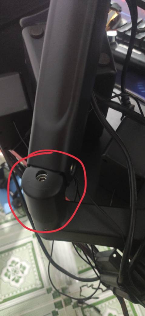 Hỗ trợ nhiệt tình, shop uy tín, mà tiếc bộ lục giác phải mua mới vặn ốc này mới được