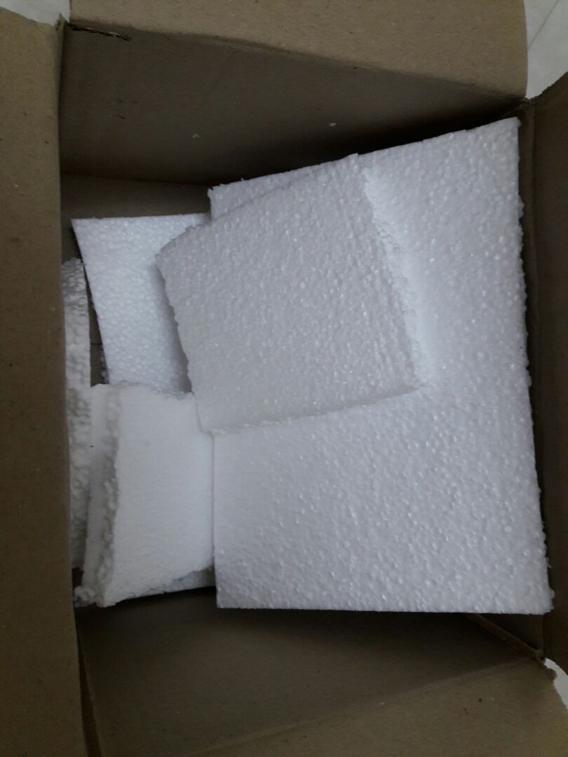 Mình vô cùng hài lòng với dịch vụ giao hàng của Tiki và Khoaitayhouse. Các bạn đóng gói hàng rất cẩn thận nên hộp ko bị méo. Chất lượng sản phẩm cũng  rất tốt.