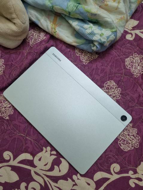 Trong khoảng giá thì không nên chê. Có điều không biết là mua cái bàn phím hãng ở đâu. Trong khoảng giá thì không nên chê. Có điều không biết là mua cái bàn phím hãng ở đâu.