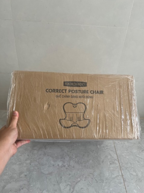 Đã mua một cặp, ghế bền cứng cáp, ngồi thẳng lưng hẳn, dùng thêm một thời gian xem sao Đã mua một cặp, ghế bền cứng cáp, ngồi thẳng lưng hẳn, dùng thêm một thời gian xem sao
