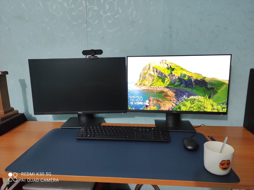 giao hàng chuẩn xác giờ đến từng phút.
cảm ơn tiki đã cho trải nghiệm tuyệt vời khi đặt hàng sẽ ủng hộ tiếp tục.
sản phầm rất đẹp, đường nét cắt mượt, màu chuẩn giống trong ảnh.