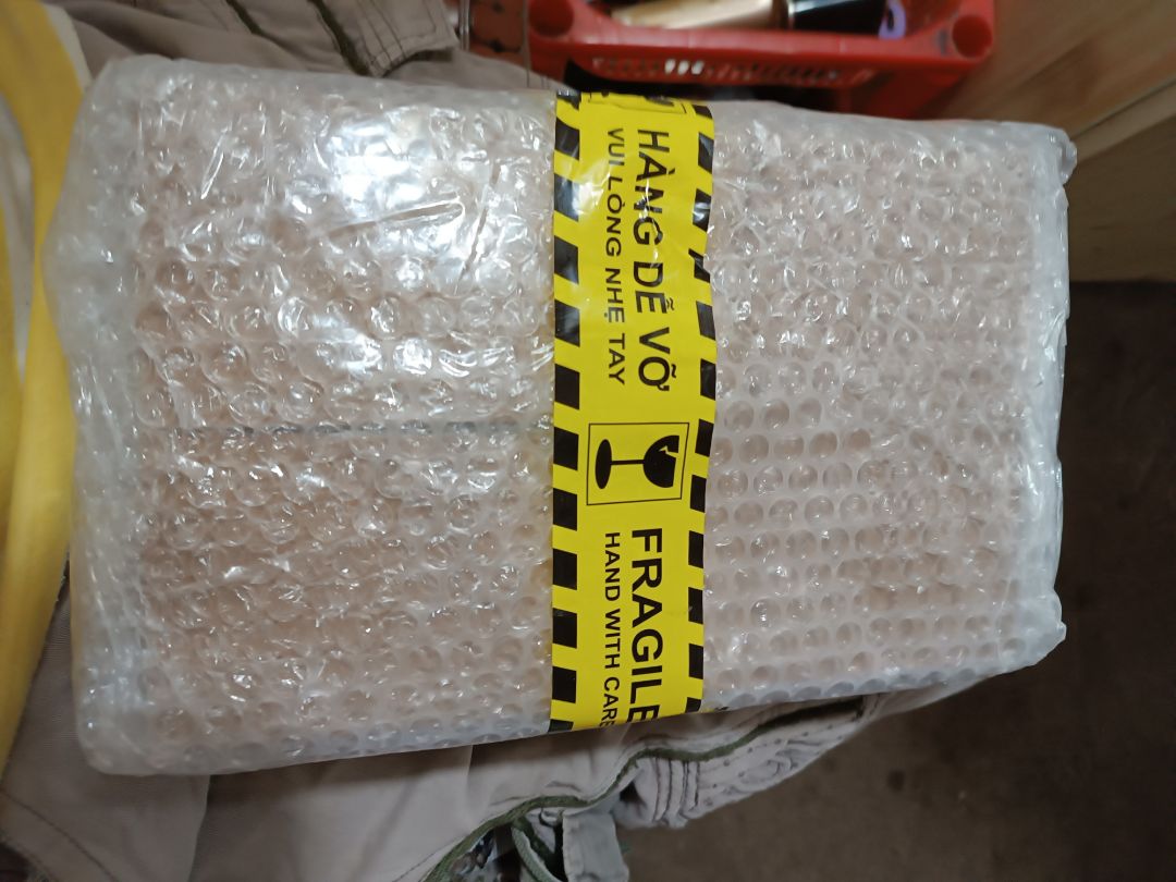 hàng giao sớm người nhân viên trẻ ở trận 2 tôi cho năm Tuy rằng tao không đúng hẹn lắm nhưng mà tạm được hàng dùng chất lượng lắm bận sao tôi sẽ ủng hộ shop nhiều lần nữa