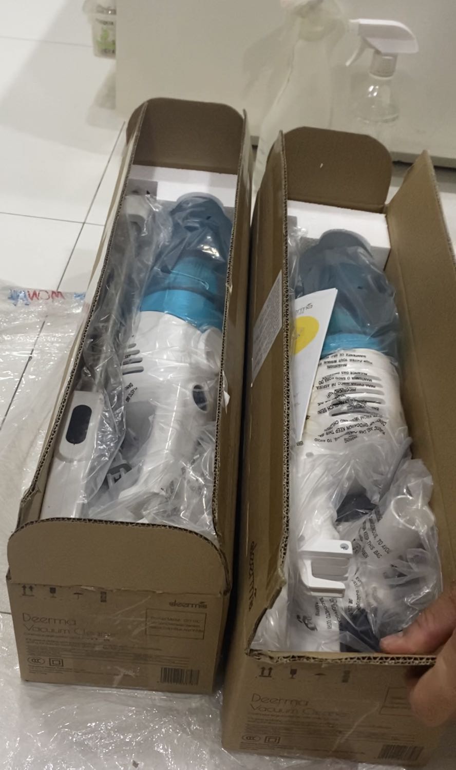 Giá thành hợp lý
Mẫu mã đẹp
Chức năng: nhẹ nhàng linh hoạt, lực hút khá mạnh so vs công suất 400W
Mình mua của shop thêm hai cái này là tổng 3 cái rồi.