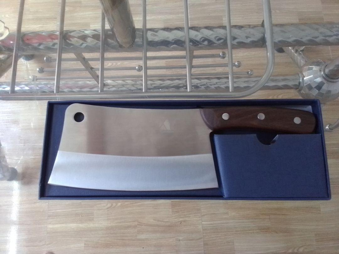 Dao dày cầm chắc tay thật sự!