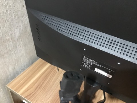 Chào shop,m đã nhận đc sản phẩm sau 2 ngày phải nói là tốc độ giao hàng rất nhanh nhưng ko biết là có do nhanh quá ko mà ko đóng cho m cái dây nguồn.shop có hỗ trợ gửi nốt cho m đc ko hay m cần mua loại dây nào để cắm vào cho nó lên hình cái...