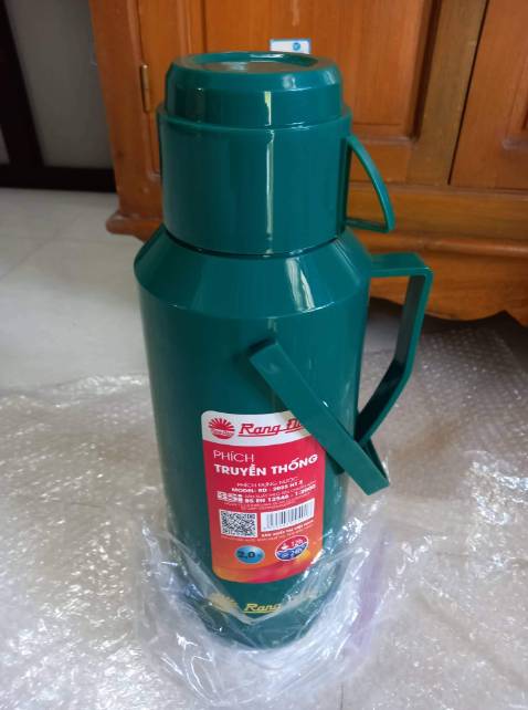 Nhận hàng mới xem thì hàng 1 cái bị vỡ vụn, 1 cái bị rạng nên chưa dùng được. Tuy nhiên mình liên lạc Tiki thì đã đc xử lí nhanh là đổi mới. Giờ vẫn đang chờ hàng về lại lần 2 xem. Đánh giá khâu xử lí sự cố hậu mãi của tiki khá tốt, nhanh gọn.