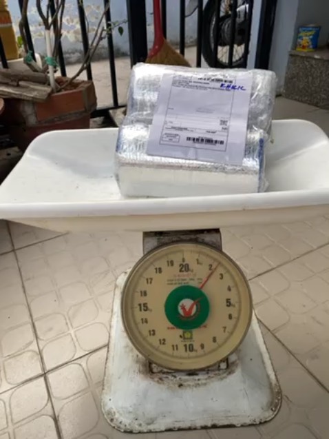 Giao hàng không đủ trọng lượng,trọng lượng hàng 3kg giao 2,3kg