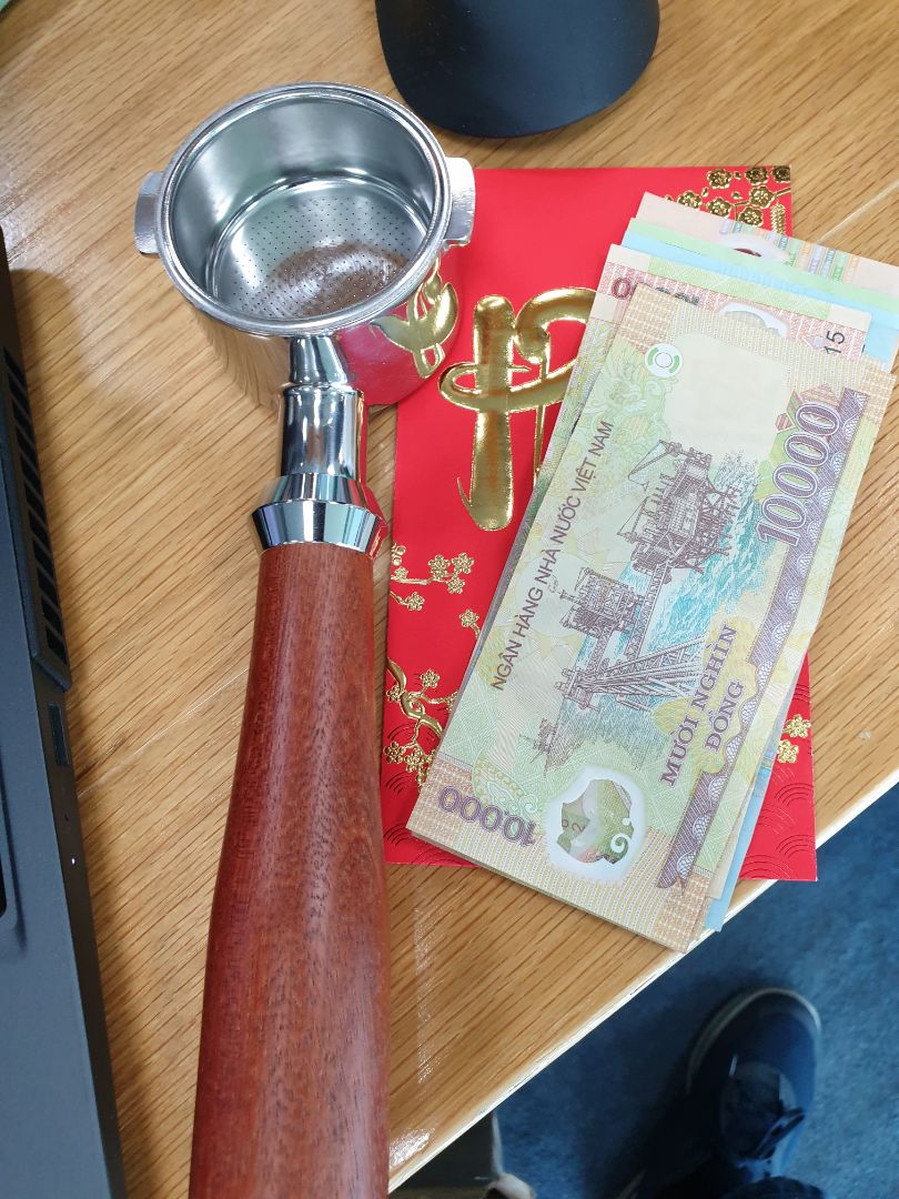 Sản phẩm chất lượng & đẹp. Còn được shop lì xì nữa.