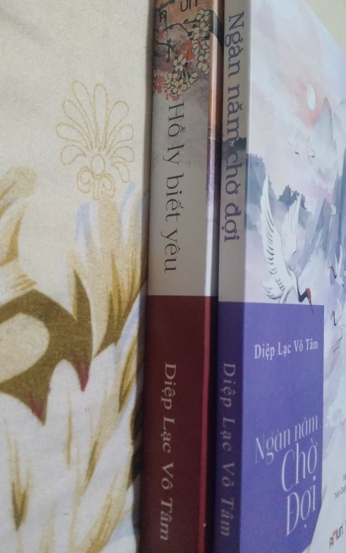 giao nhanh, sách hay+bìa đẹp, cần cải thiện về phương diện đóng gói, chỉ bỏ sách vào hộp thì vận chuyển sẽ bị hư hỏng các góc của sách