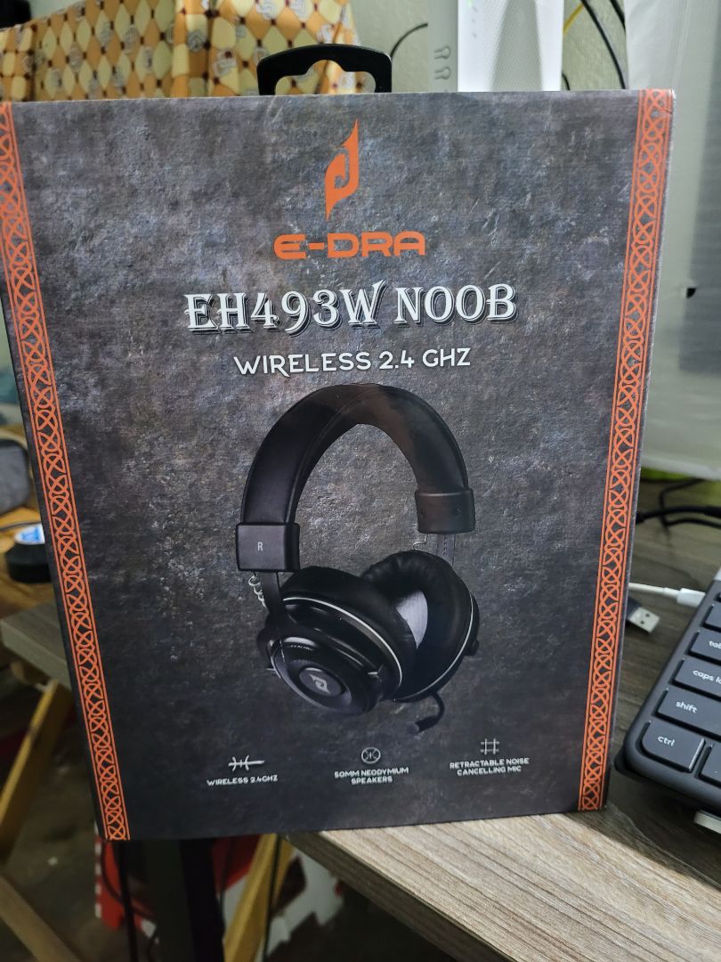 giá rẻ hơn thị trường. Tiki chuyển hàng sớm hơn so với dự kiến. chất lượng sản phẩm hợp với giá tiền. Mới dùng được 1 ngày, đến hiện tại vẫn ổn, mic bắt âm và lọc tiếng ồn tốt..